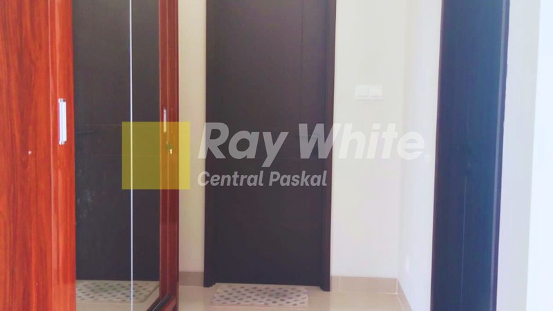 Rumah Semi Furnished di Summarecon Bandung