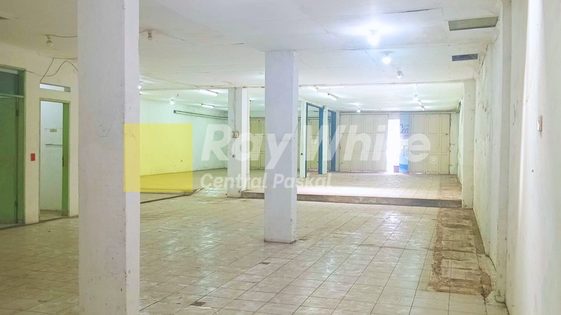 Ruko 2 Rendeng di Lokasi Strategis Mainroad Sudirman Bandung