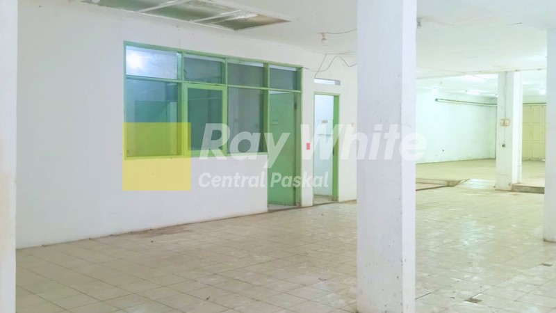 Ruko 2 Rendeng di Lokasi Strategis Mainroad Sudirman Bandung