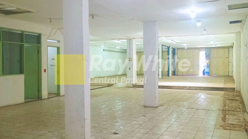 Ruko 2 Rendeng di Lokasi Strategis Mainroad Sudirman Bandung