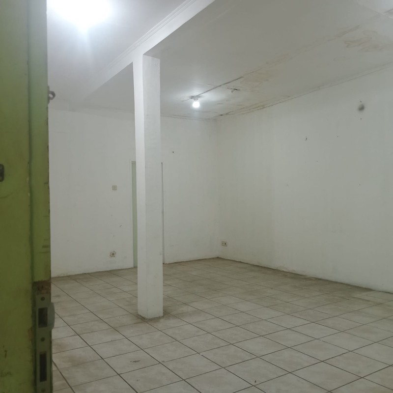 Ruko 2 Rendeng di Lokasi Strategis Mainroad Sudirman Bandung