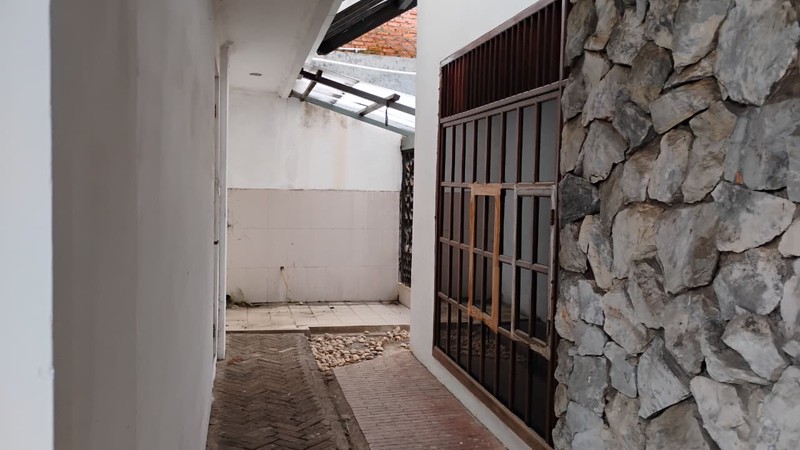 Rumah (As Is) Lokasi Strategis di Pondok Labu, Cilandak Jakarta Selatan