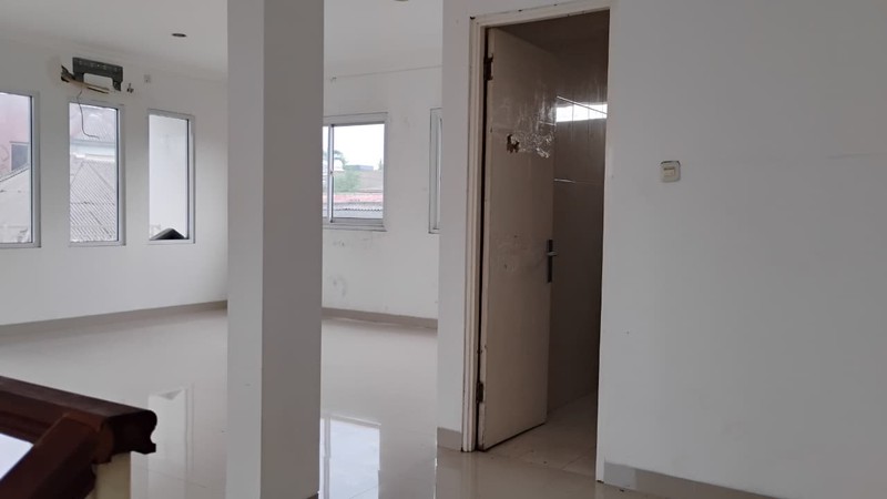 Rumah (As Is) Lokasi Strategis di Pondok Labu, Cilandak Jakarta Selatan