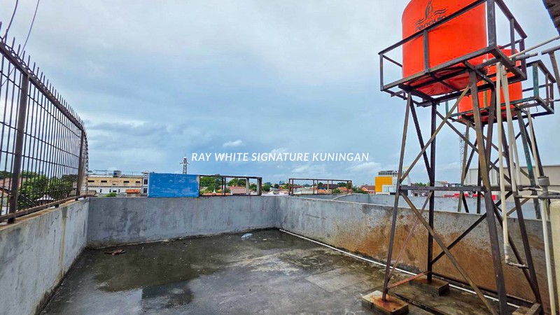 Ruko Gandeng 2 Unit di Pondok Pinang Bangunan 3 Lantai