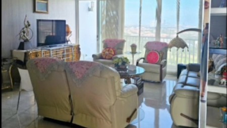 Dijual Apartemen Adhiwangsa Tipe 3+1Bedroom Full Furnished Tower F Lantai 18 View Wide Golf