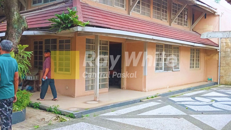 Rumah Besar di Mainroad Garuda - Harga di bawah NJOP