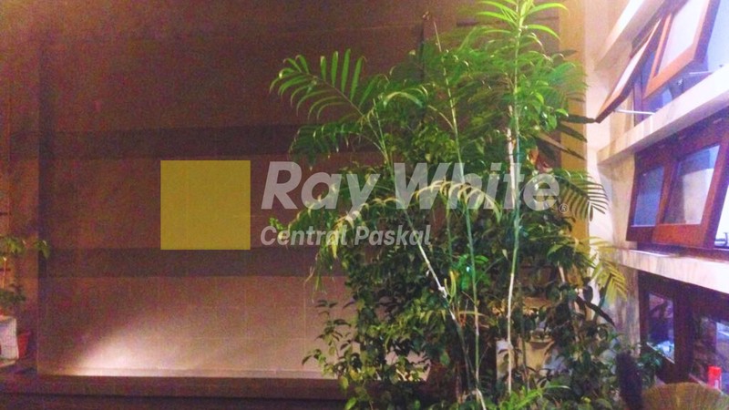 Rumah di Batu Indah Bandung