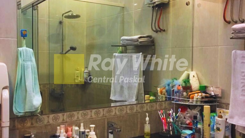 Rumah di Batu Indah Bandung