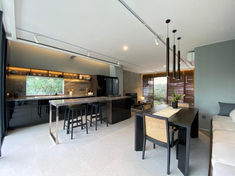 Andara Rumah Brand New 3 Lantai View Danau Dekat Pintu Tol