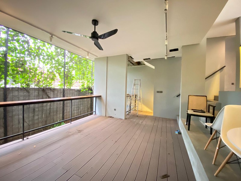 Andara Rumah Brand New 3 Lantai View Danau Dekat Pintu Tol