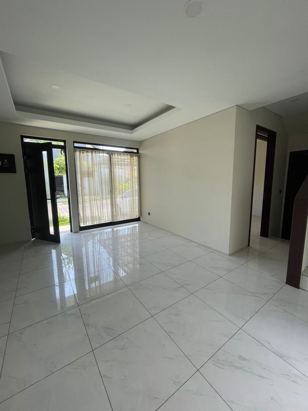 Rumah 2 Lantai di Tatar Punawangi Kota Baru Parahyangan