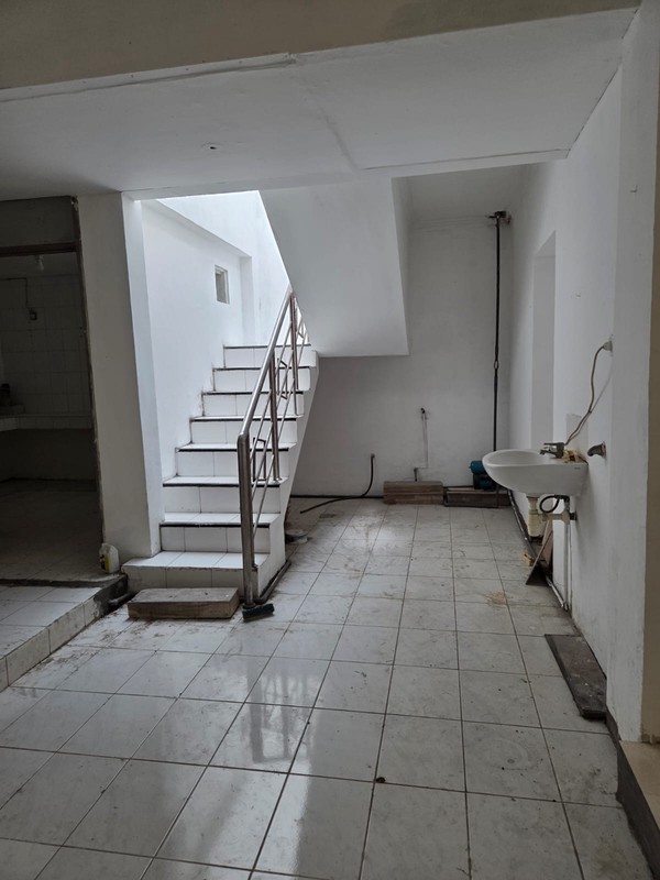 Disewakan Rumah di Krembangan Barat Surabaya