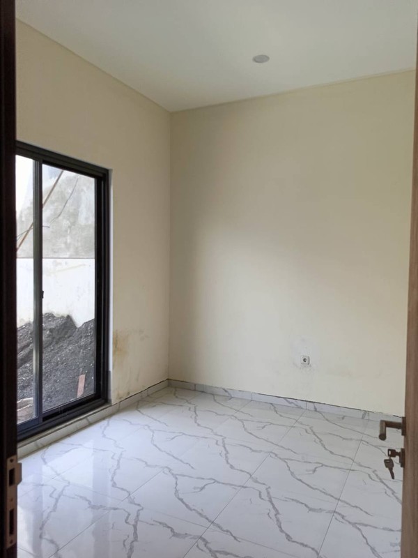 Dijual Rumah Mulyosari Baru Gress