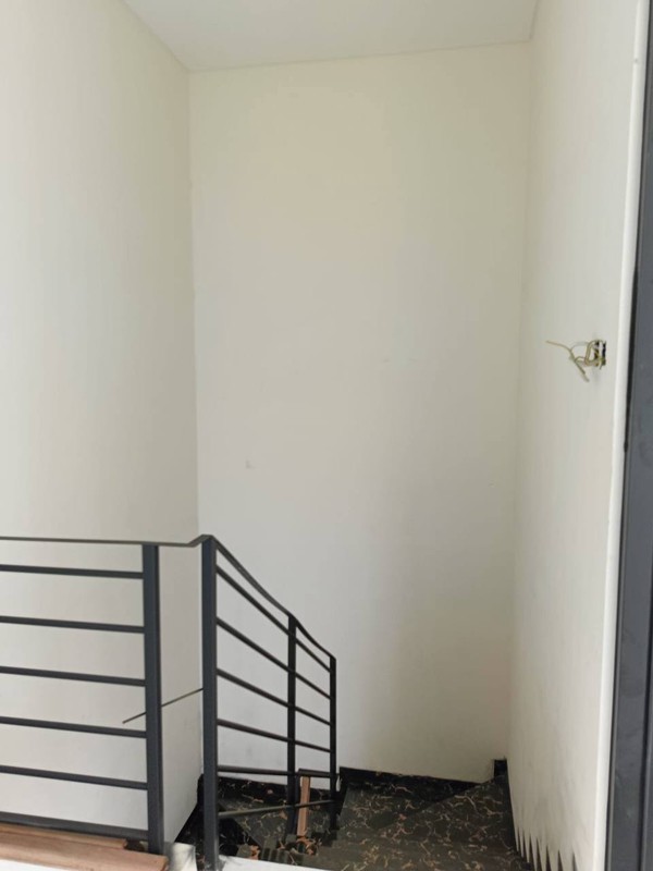 Dijual Rumah Mulyosari Baru Gress