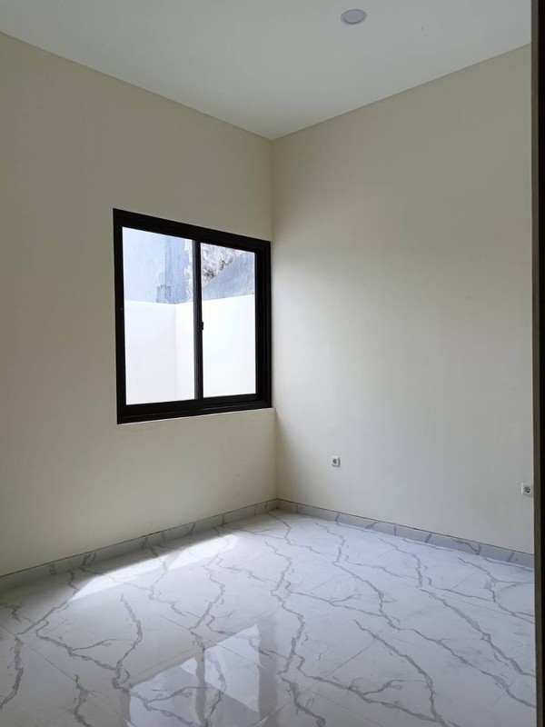 Dijual Rumah Mulyosari Baru Gress