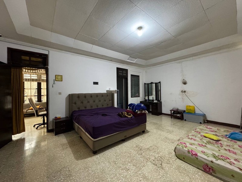 Cinere mega cinere luas 375 jalan utama cocok untuk kantor usaha