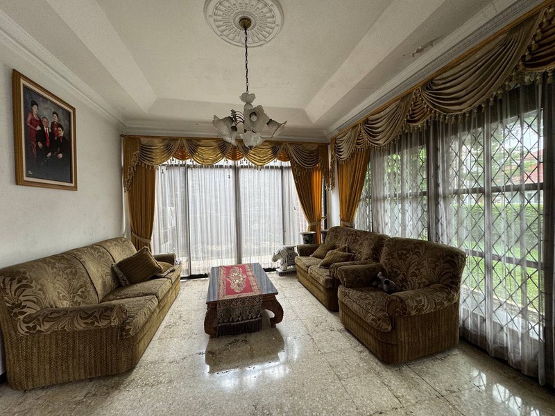 Cinere mega cinere luas 375 jalan utama cocok untuk kantor usaha