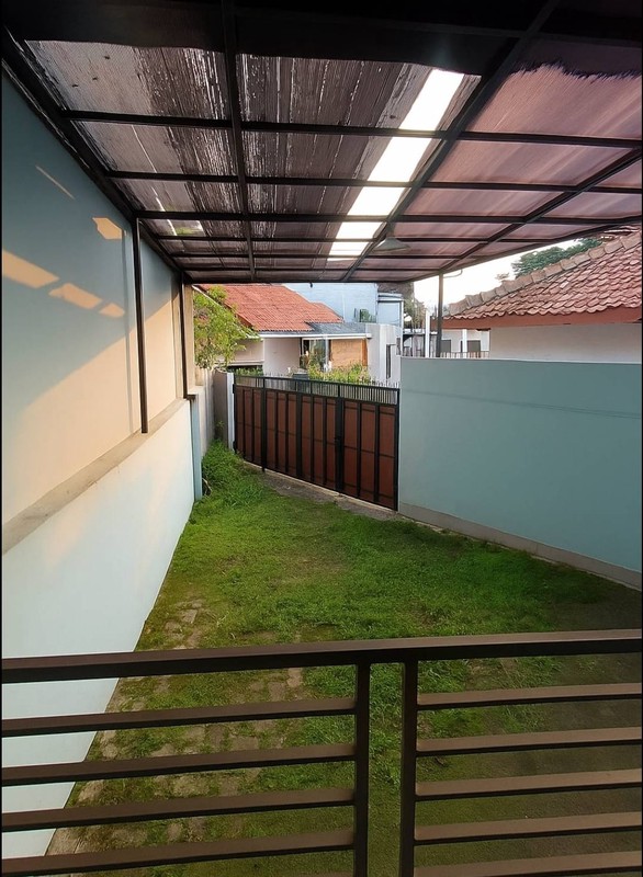 DI JUAL Rumah Siap Huni Lokasi Strategis Di Serua, Ciputat Tangerang Selatan