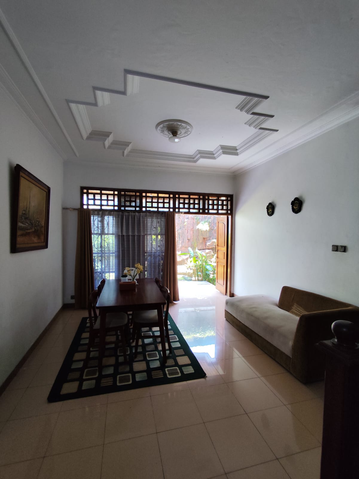 Di jual Cepat Rumah 3 Lantai di Kota Bogor (Utara) Semi Furnished