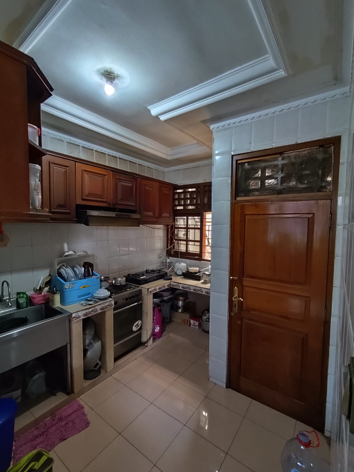 Di jual Cepat Rumah 3 Lantai di Kota Bogor (Utara) Semi Furnished