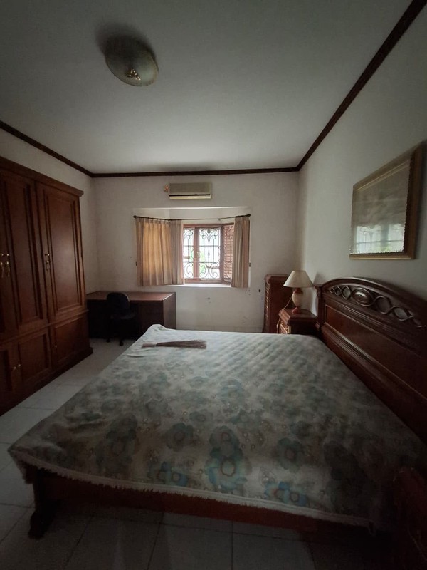 Investasi Rumah Eksklusif di Jl. Kapten Haryadi Sleman - Luas Tanah 1.289 meter dengan Lahan Sangat Luas