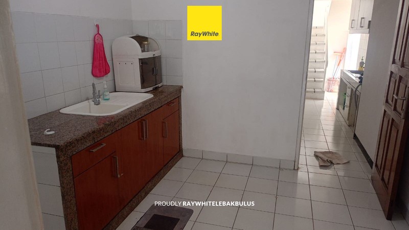 Disewa Rumah Newly Renovated Berlokasi Strategis di Pejaten dekat Mampang Jaksel