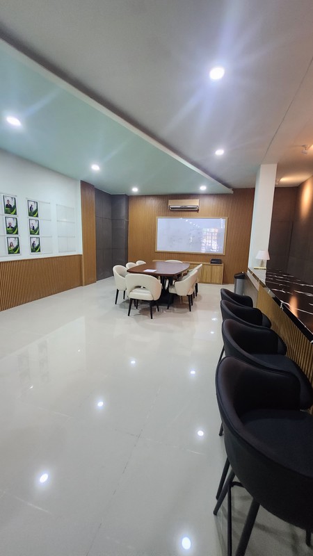 Dijual 2 unit Ruko Jejer Jalan Sumatera Gubeng Surabaya Pusat - Parkiran Mobil Luas