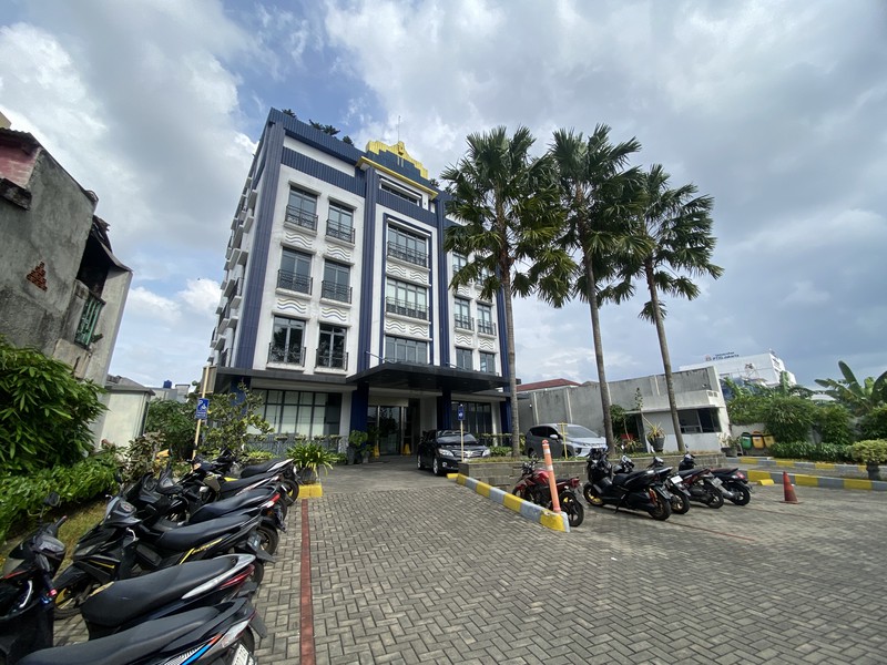 Gedung Perkantoran Lebak Bulus