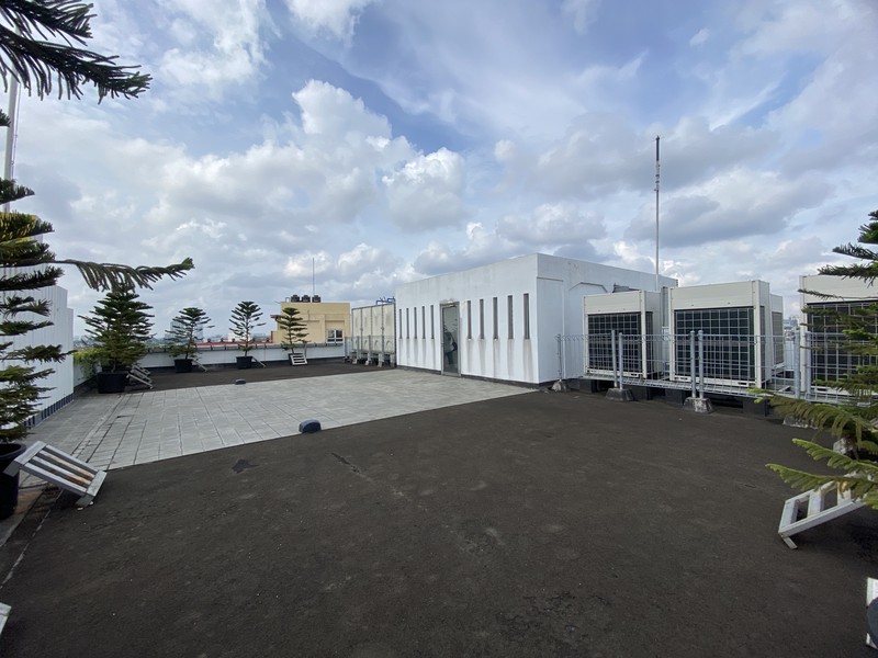 Gedung Perkantoran Lebak Bulus