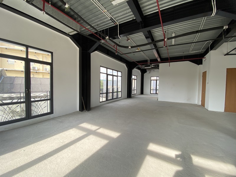 Gedung Perkantoran Lebak Bulus