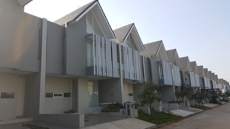 Rumah Bagus Di Discovery Eola Bintaro Jaya Sektor 9