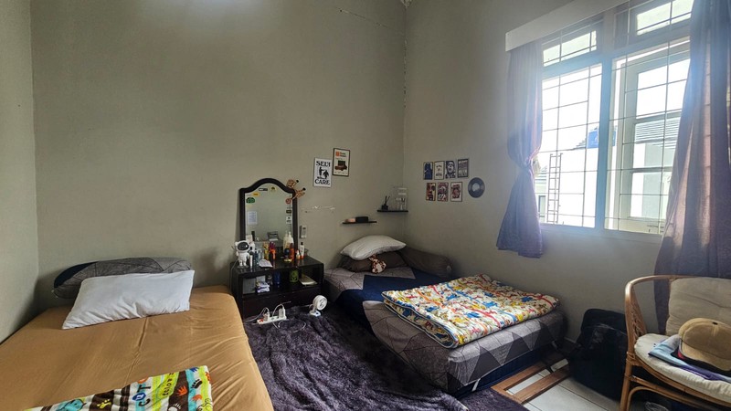 Cinere megapolitan rumah 2 lantai luas tanah 301 dekat masjid