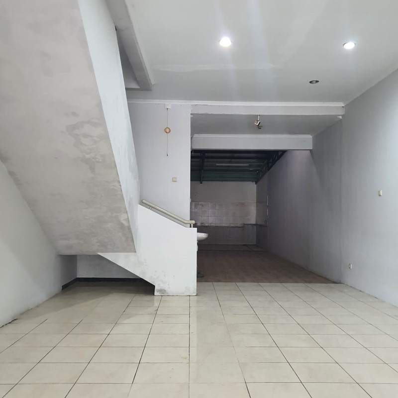 Ruko di Kota Baru Parahyangan Dekat Universitas Maranatha 