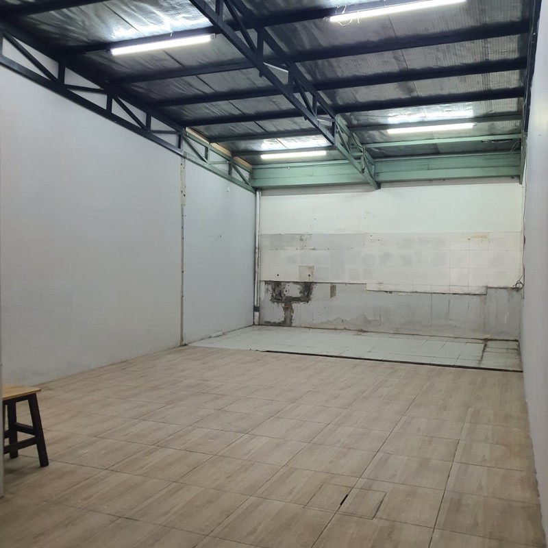 Ruko di Kota Baru Parahyangan Dekat Universitas Maranatha 