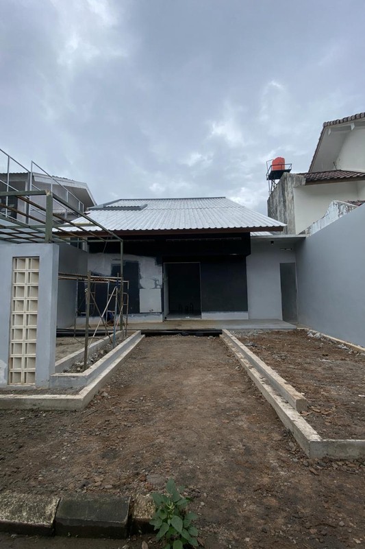 Rumah Nyaman dalam Komplek Lebak Bulus