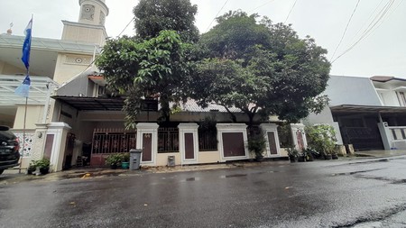 Rumah 2 Lantai Dijual Lokasi Tebet Jaksel
