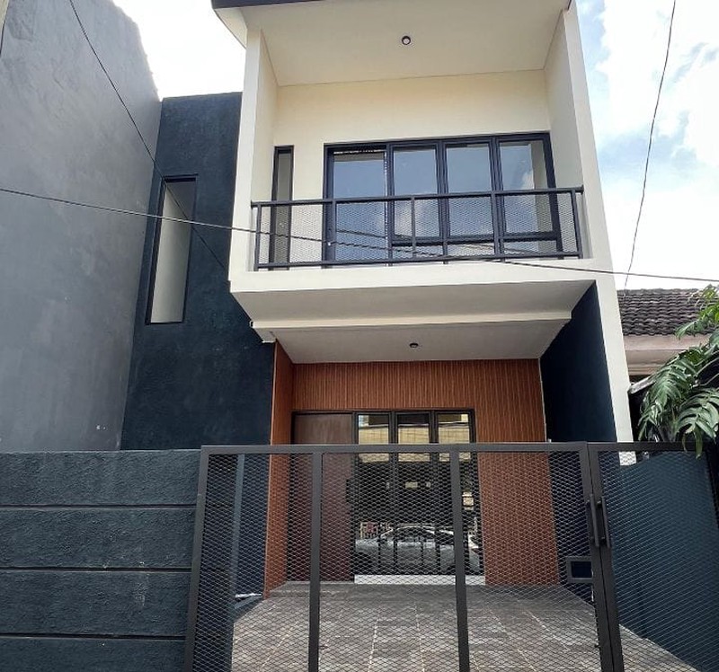 Rumah Baru 2 Lantai, Cantik Mewah, Di Griya Taman Tiga Putra Limo, 3 Menit Ke Mesjid Kubah Emas Depok