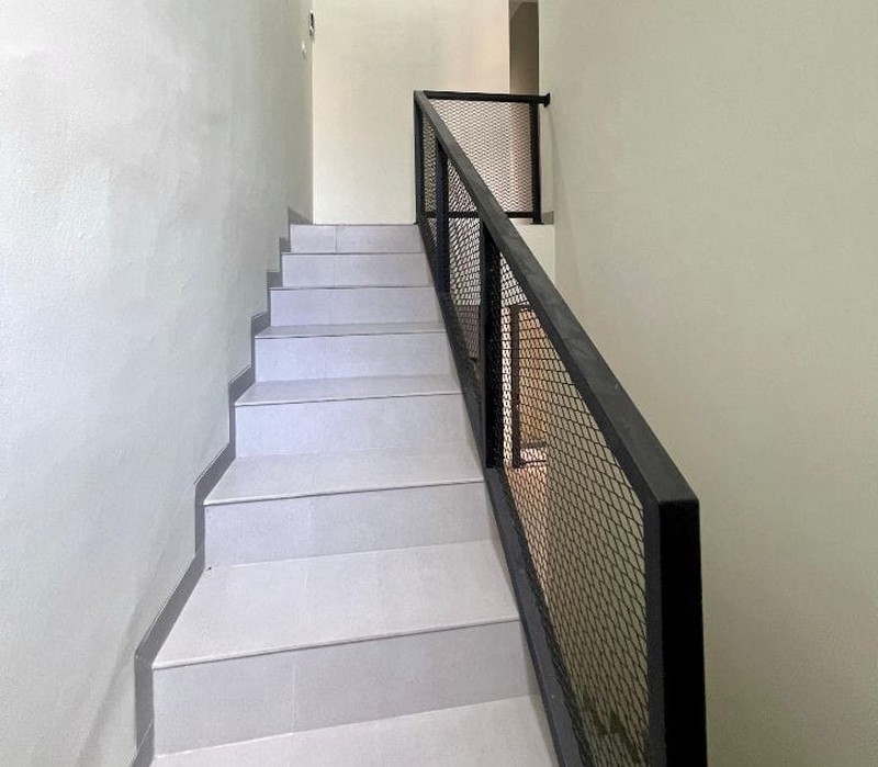 Rumah Baru 2 Lantai, Cantik Mewah, Di Griya Taman Tiga Putra Limo, 3 Menit Ke Mesjid Kubah Emas Depok