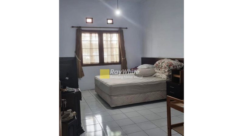 Rumah Klasik Terawat Area Buah Batu