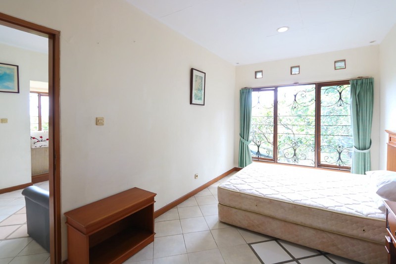 Rumah Villa di Dago Pakar, Dekat Ciumbuleuit, Akses ke Lembang 