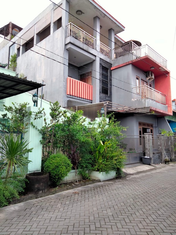 Rumah 3 lantai dekat Kampus UGM Gandok Condong Catur Depok Sleman Yogyakarta