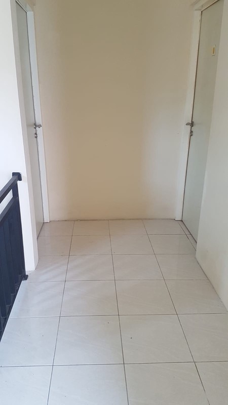 Rumah / Kostel 4 Kamar Dekat Gembiraloka Zoo Tengah Kota Umbulharjo Yogyakarta