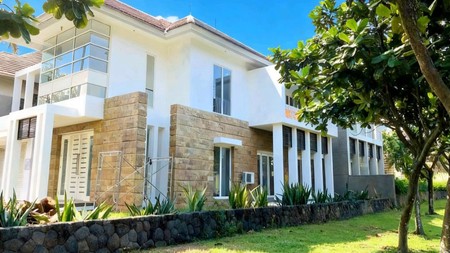 Rumah di Citraland Diamond Hill Surabaya Barat, Minimalis, 2 Lantai, Lingkungan Elit, Siap Huni - LT -