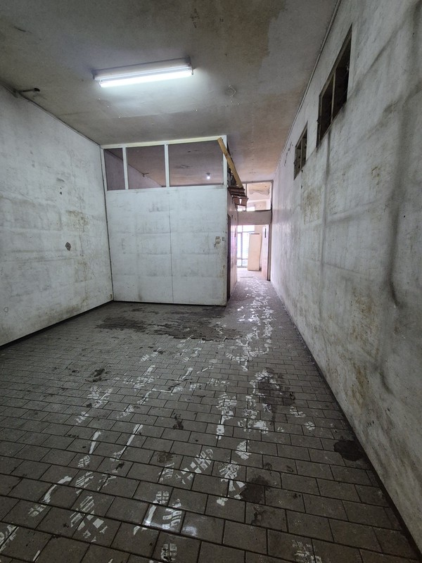 RUKO KOMERSIAL SIAP PAKAI di JL kembang jepun raya, Surabaya utara