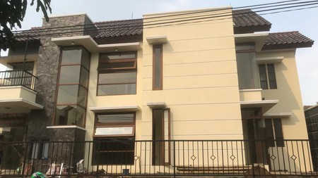 Rumah Jl Skip Gedung Tujuh, Bogor