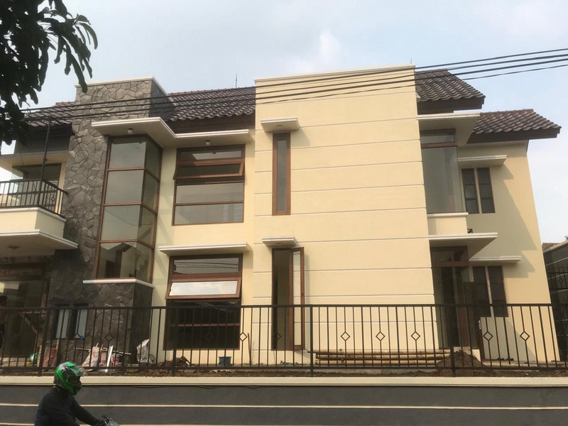 Rumah Jl Skip Gedung Tujuh, Bogor