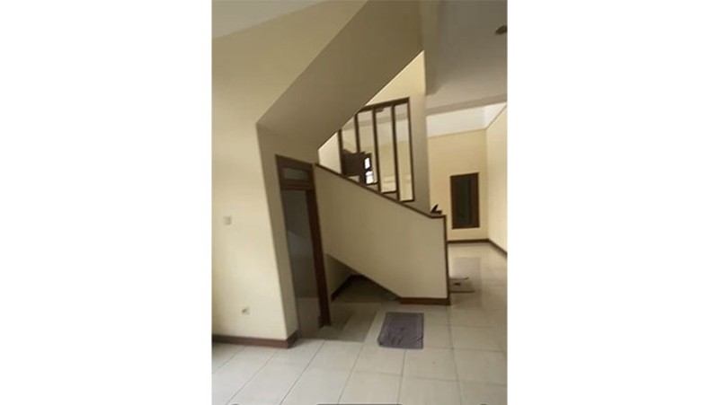 Rumah Jl Skip Gedung Tujuh, Bogor