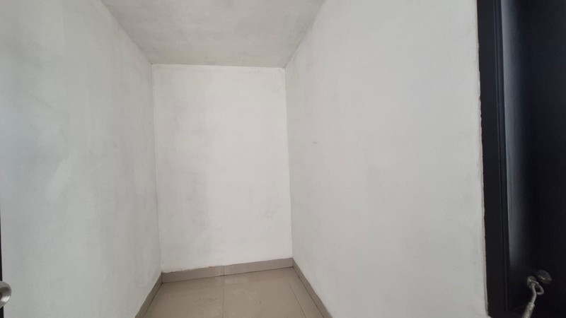 RUMAH SEWA TEBET BARAT - AKSES 3 MOBIL - 4+1 KT - 250 m² BANGUNAN