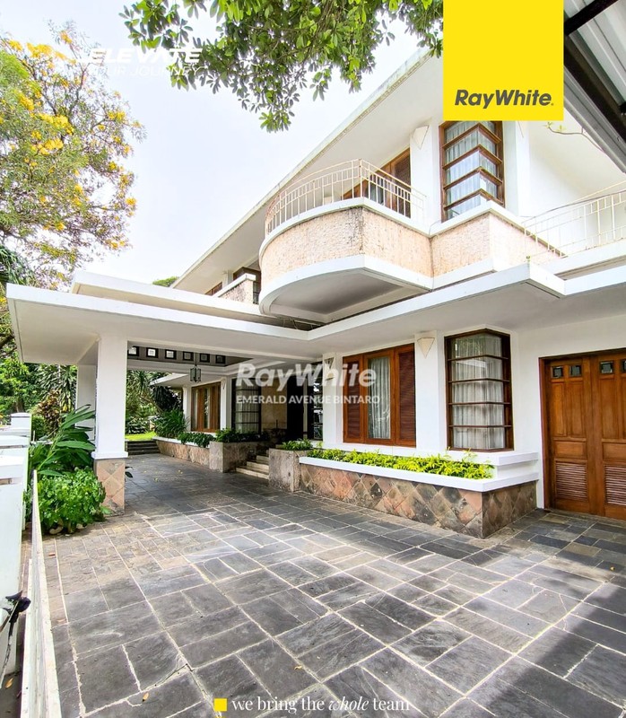 Rumah Mewah Asri Dengan Kolam Renang Lokasi Premium Pondok Indah, Jaksel