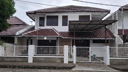 Disewakan Rumah Dua Lantai Furnish Darmo Villa  Darmo Permai Surabaya